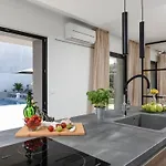 Hébergement de vacances Omnia Mit Whirlpool By Interhome Zadar