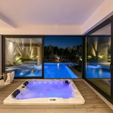 펜션 Omnia Mit Whirlpool By Interhome